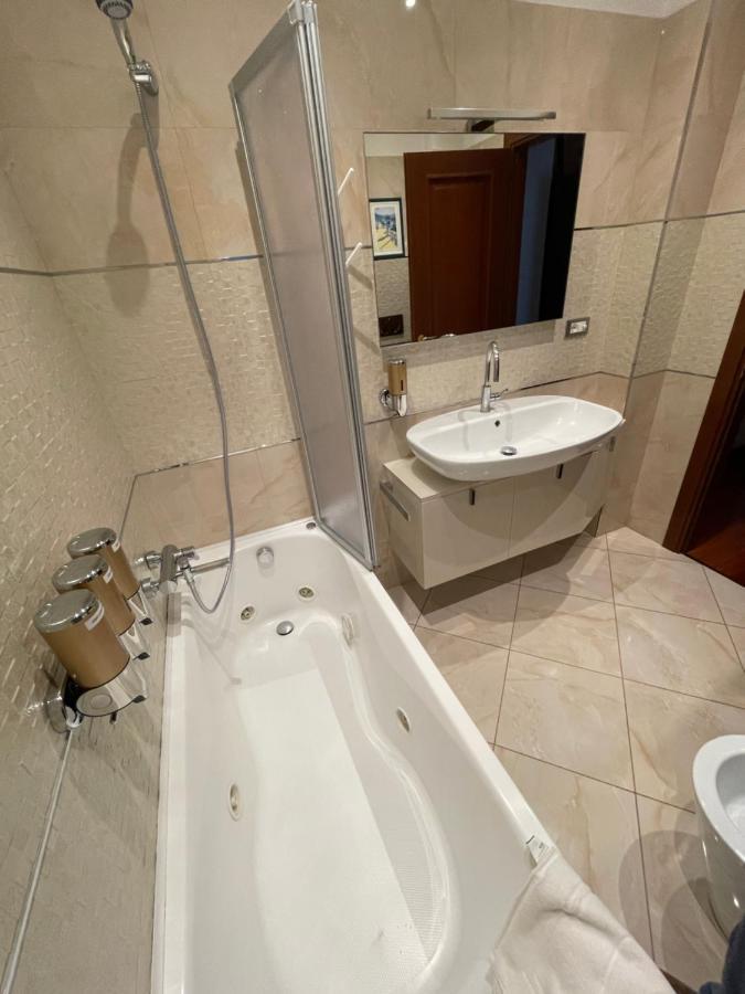 Casa Alessi In Rome Elegant, Spacious And Comfortable Apartment Εξωτερικό φωτογραφία